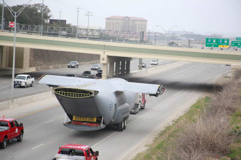 Illustration for article titled Behold the Weird Glory of Airplanes Driving on Roads